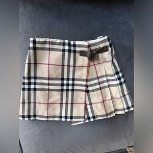 AUTHENTIC BURBERRY WOOL SKIRT SIZE 12 months